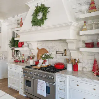 /img/13531-xmas-kitchen-decor-garland.webp