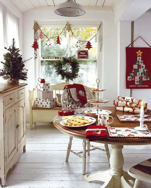/img/13587-christmas-kitchen-decor-7.webp