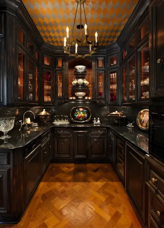/img/13611-gothic-kitchen-rdr2-online-image7.webp