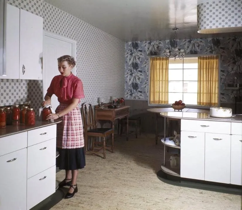 13614 patterned wallpaper kitchen