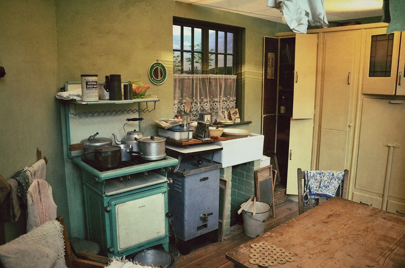 13614 summer kitchen decor vintage style