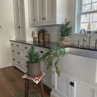 /img/13640-christmas-kitchen-decor-7.webp