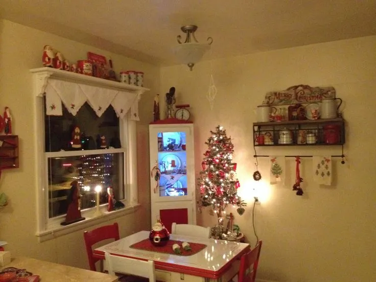 13653 40s christmas kitchen image6