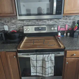 /img/13693-diy-gothic-kitchen.webp