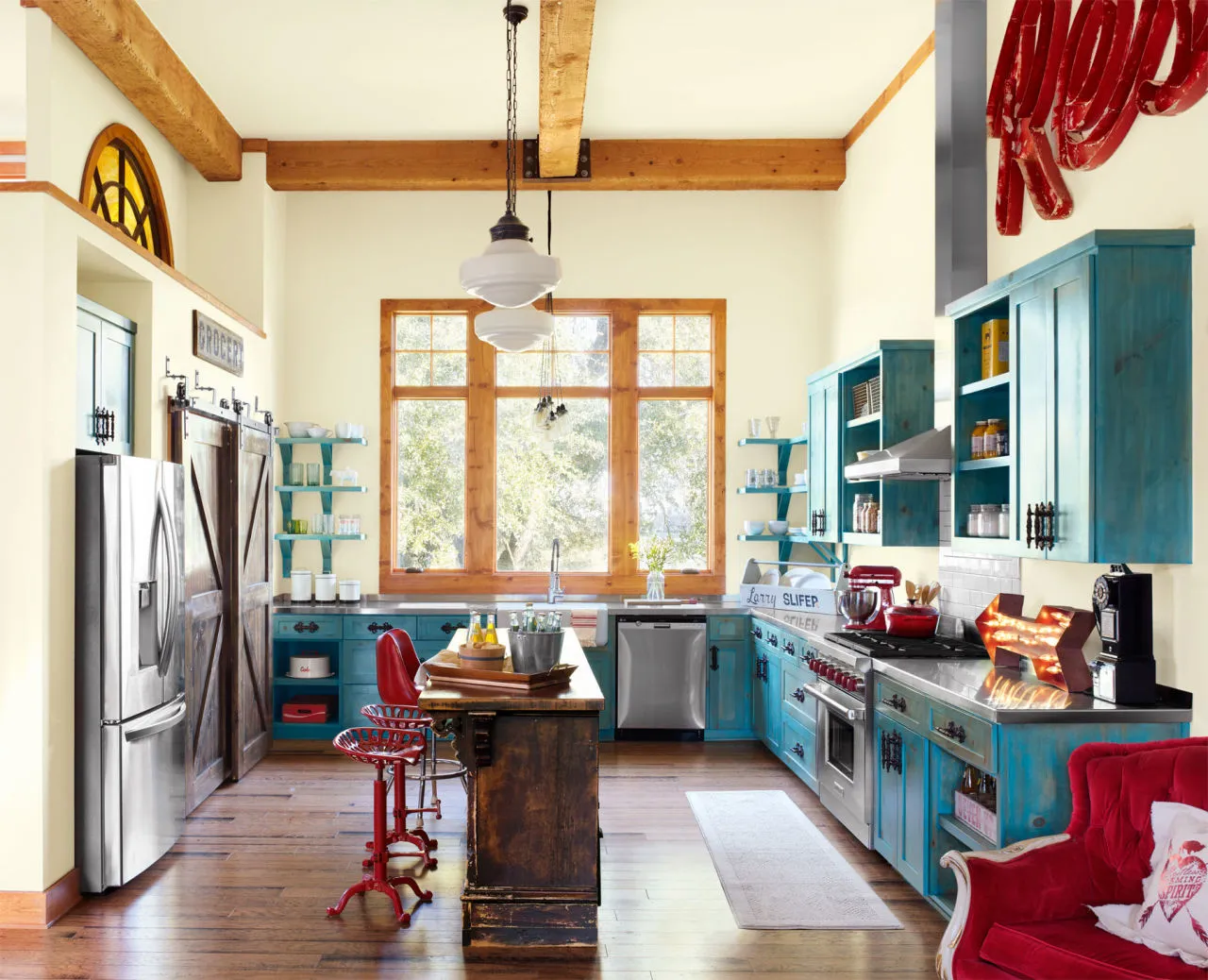 13711 red turquoise kitchen wall color