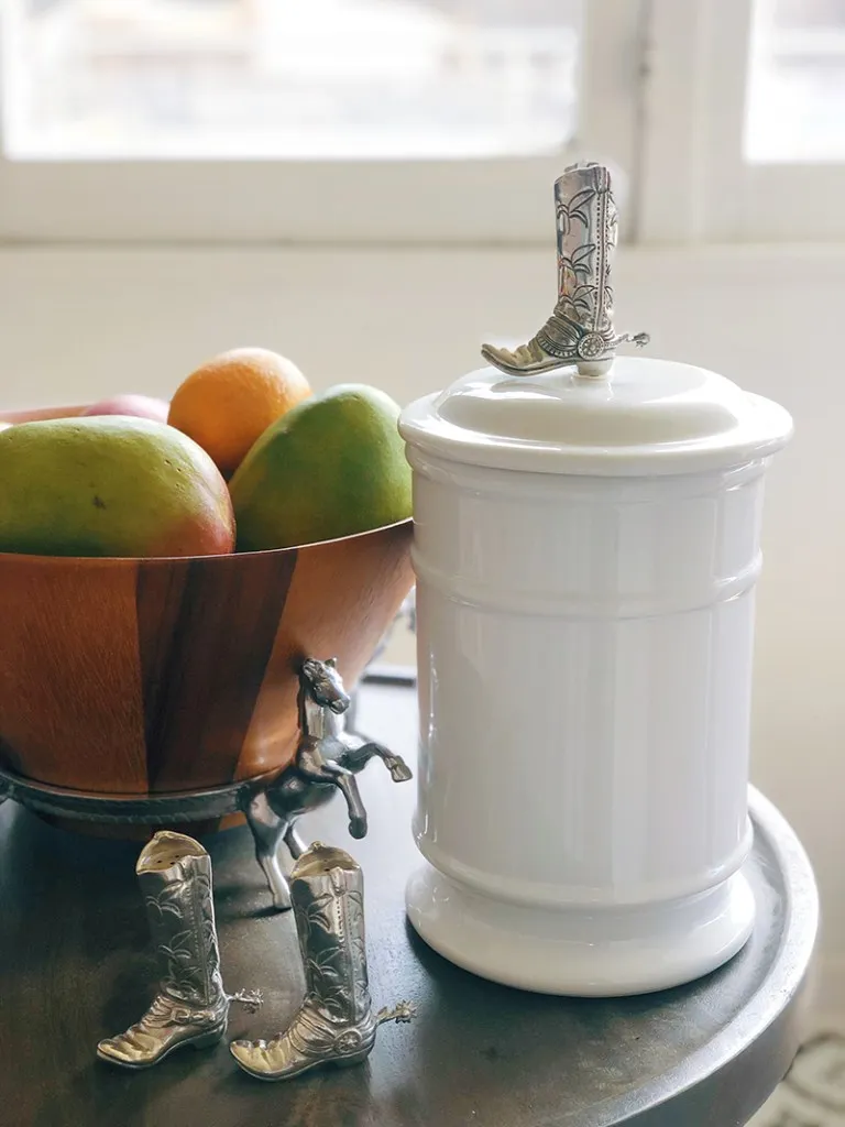 13723 western kitchen accessories style