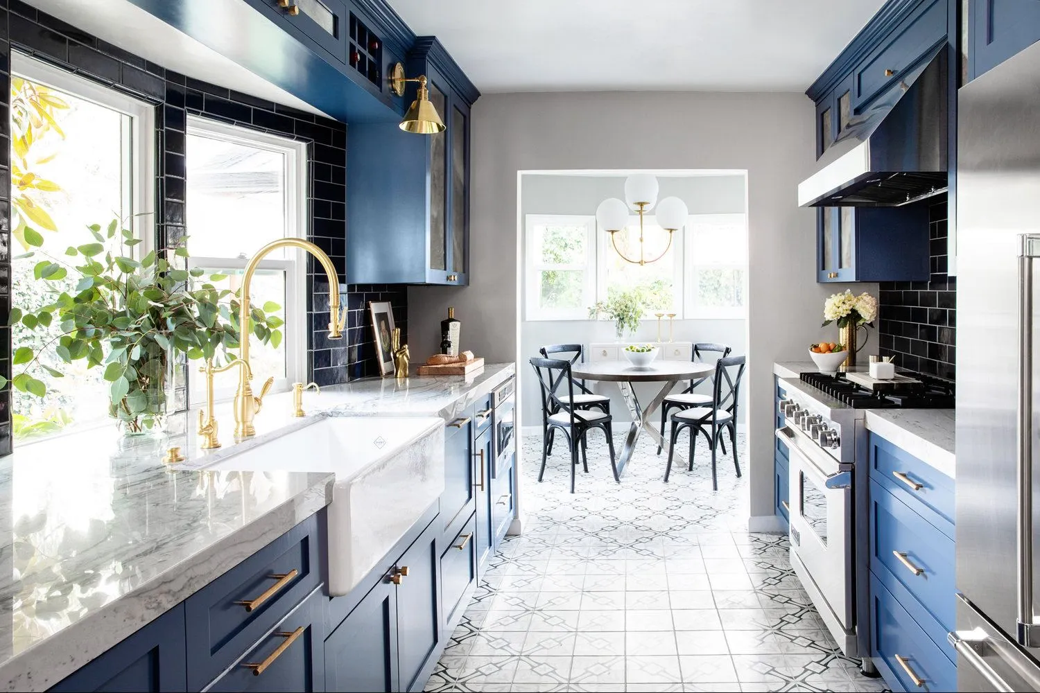 13742 navy blue kitchen 2