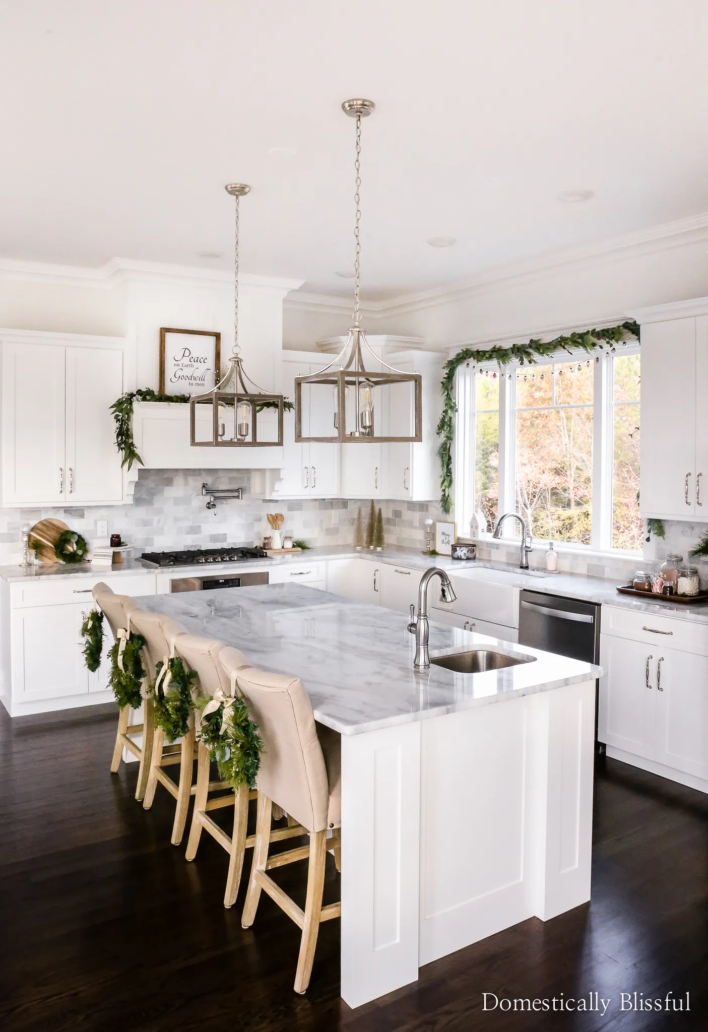 13743 kitchen decor lighting