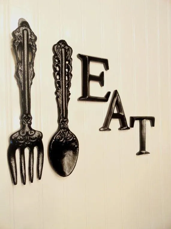 13748 utensil shelving