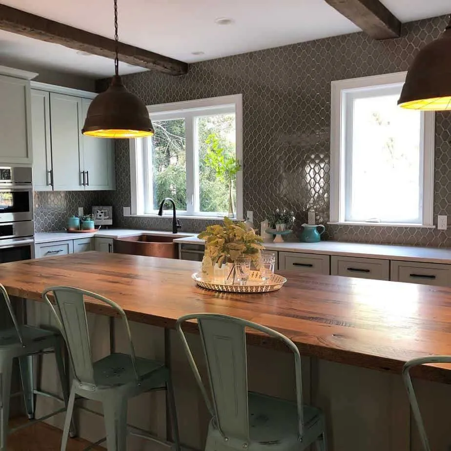 /img/13767-greenery-spring-kitchen.webp