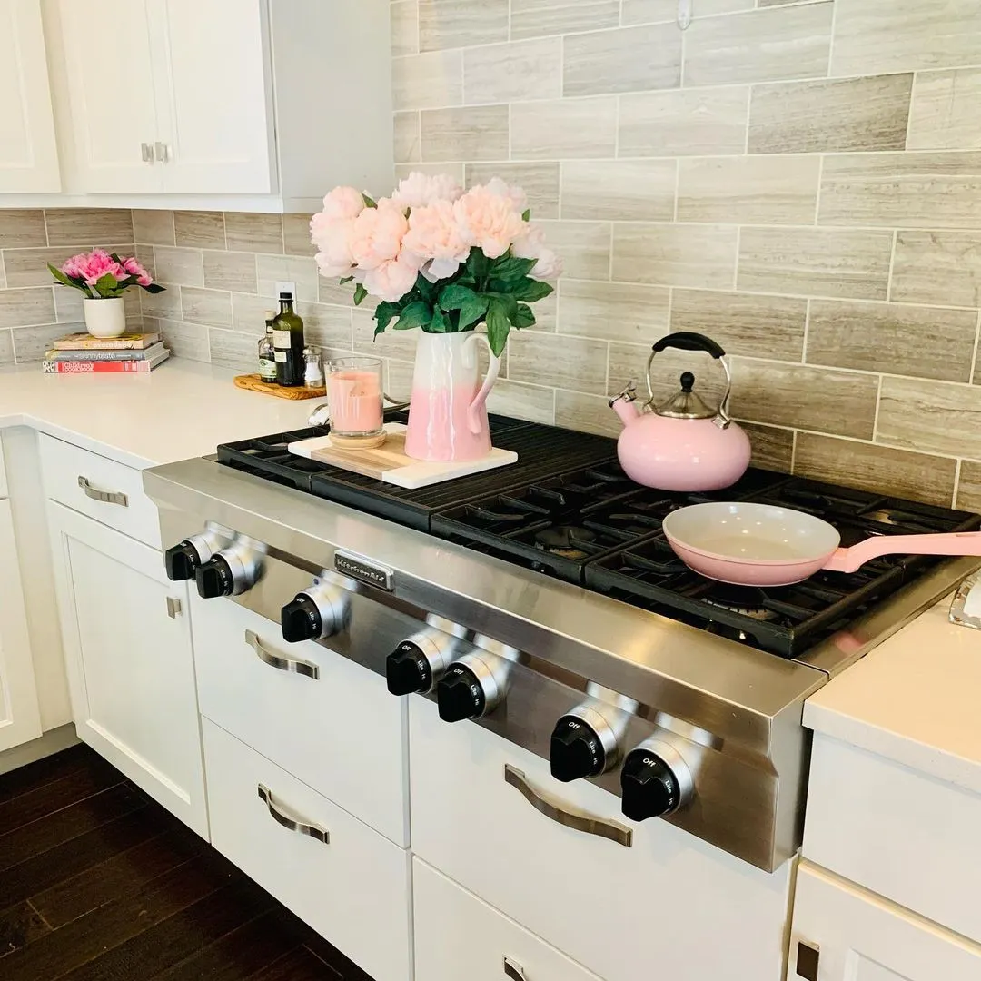 13767 open shelving kitchen