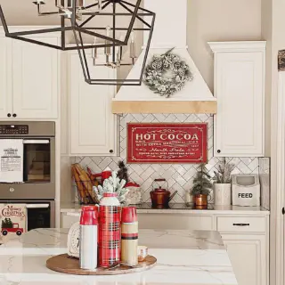/img/13782-red-vegetable-kitchen-image-7.webp