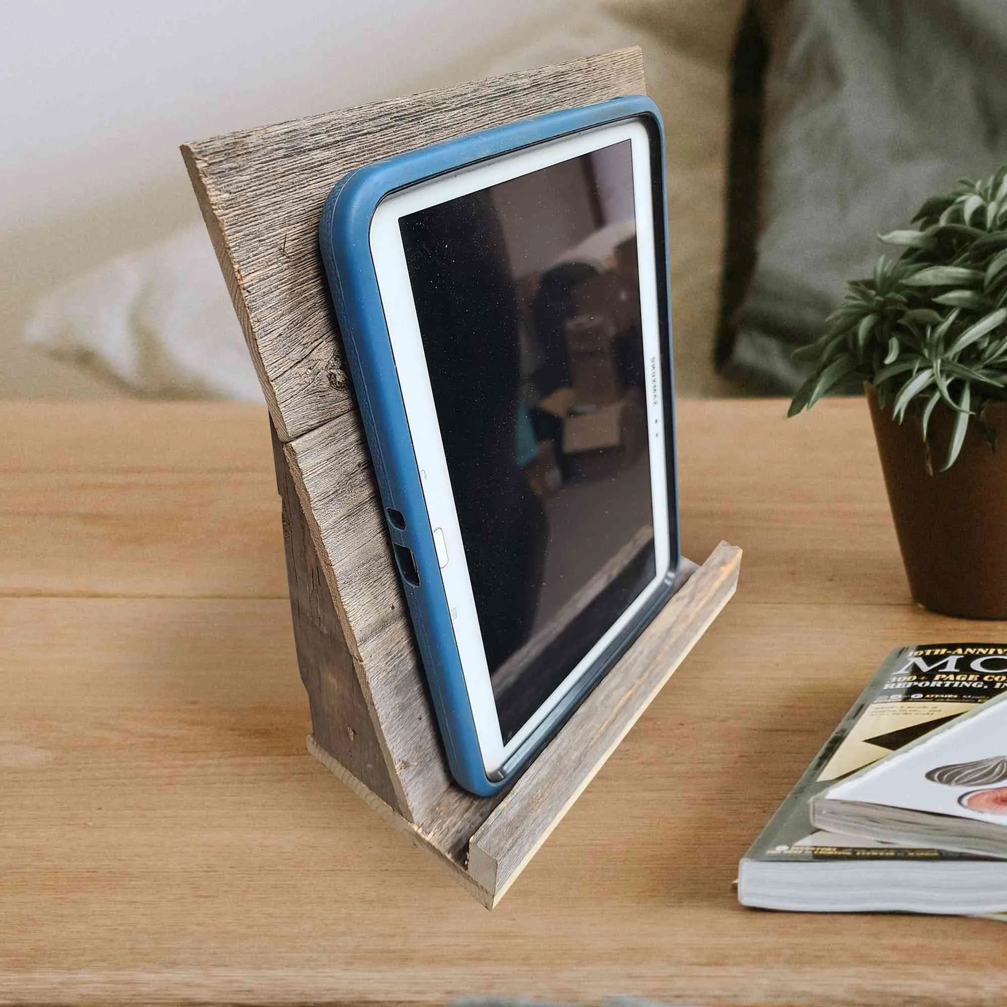13784 tablet stand kitchen decor 6